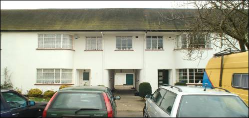 02-3 Kingsley Close
